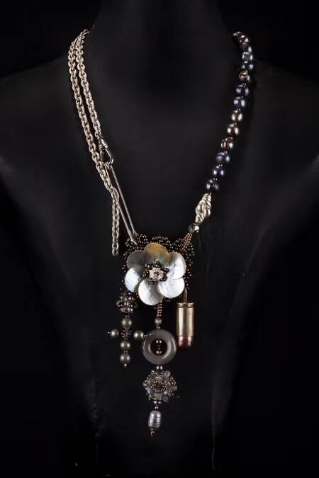 COLLAR PERLAS CADENAS Y NACAR