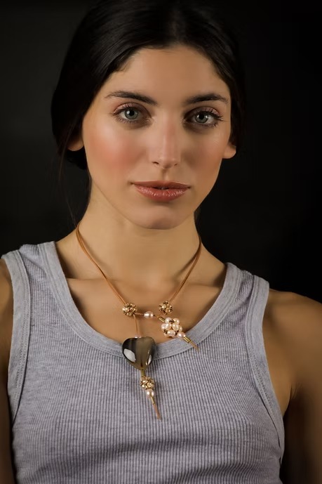 COLLAR CORAZÓN Y CUERO - Image 2