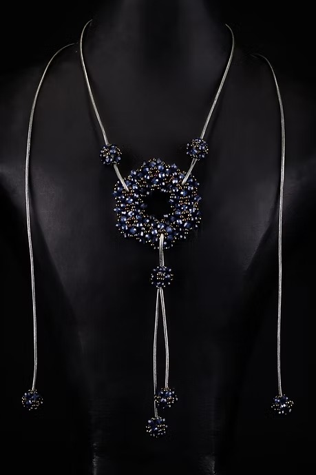 COLLAR CUERO CIELO NEGRO